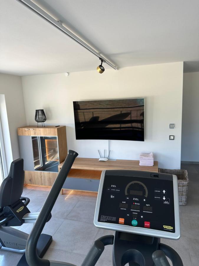 Poolhaus Bodensee Ideal Fuer Geschaeftsreisende Wasserburg Bagian luar foto
